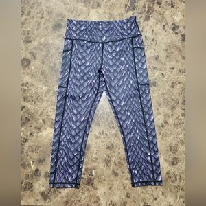 CVG Capri Length Leggings Purple Dusk Dragon Scales, Size S